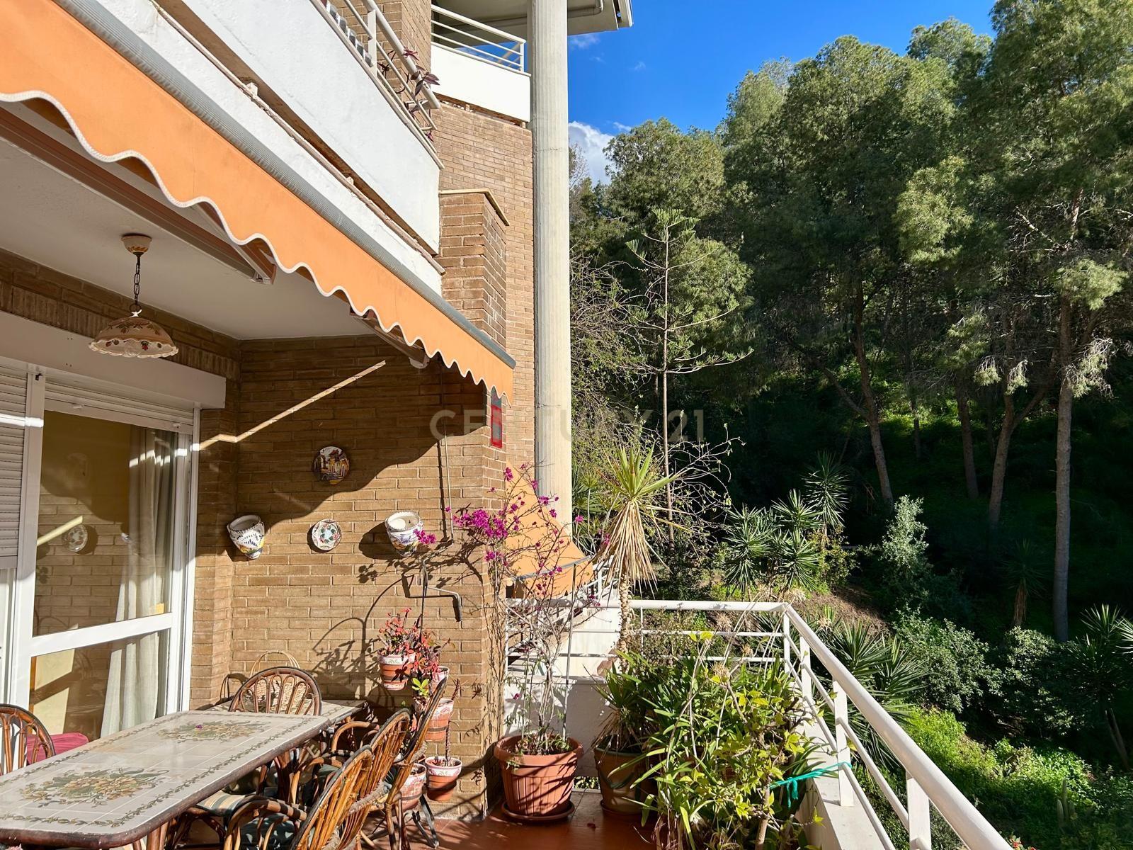 Apartamento T4 à venda em Cerrado de Calderón, Málaga. Urbanização Los Eucaliptos - Image 5